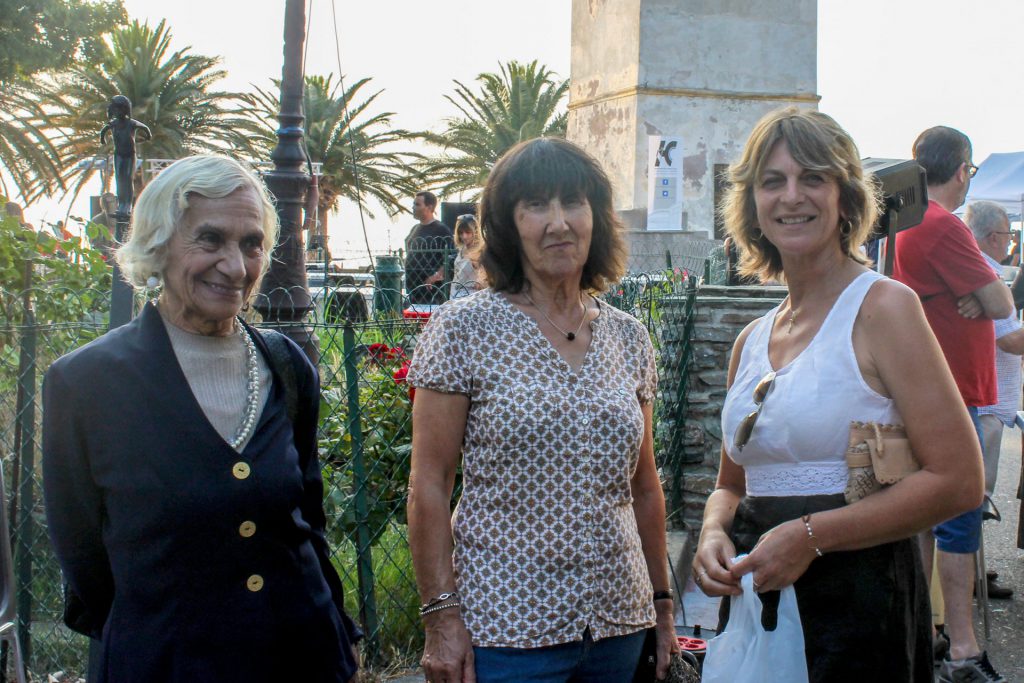 Georgette Perrier, Catherine Gassmann et Annie Santini (Conseillère municipale)